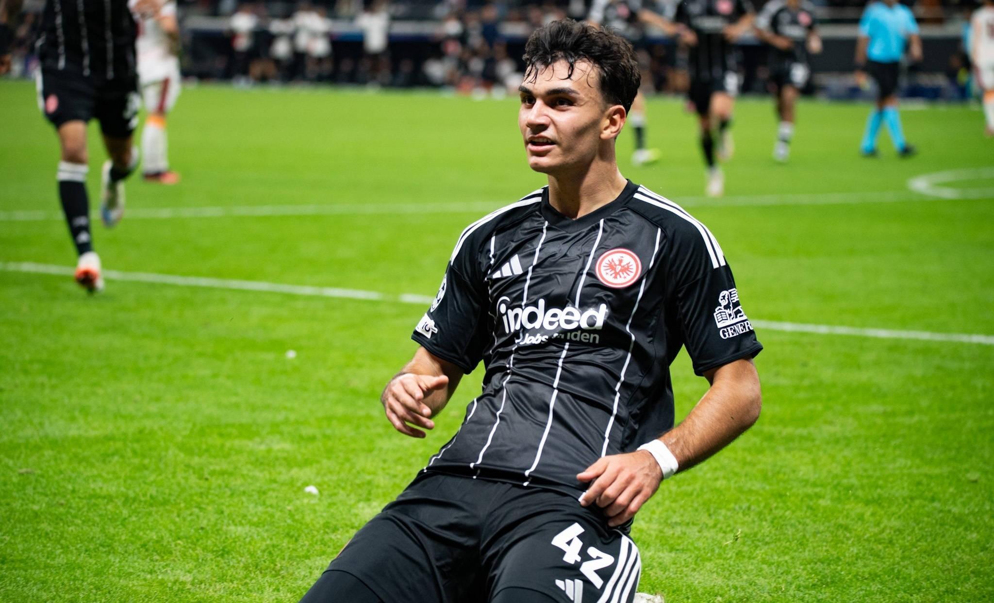 包含重磅!法兰克福赛前伤情更新浙江队外线爆发,多特蒙德围绕德甲队长鼓劲的词条 包含重磅!法兰克福赛前伤情更新浙江队外线爆发,多特蒙德围绕德甲队长鼓劲的词条