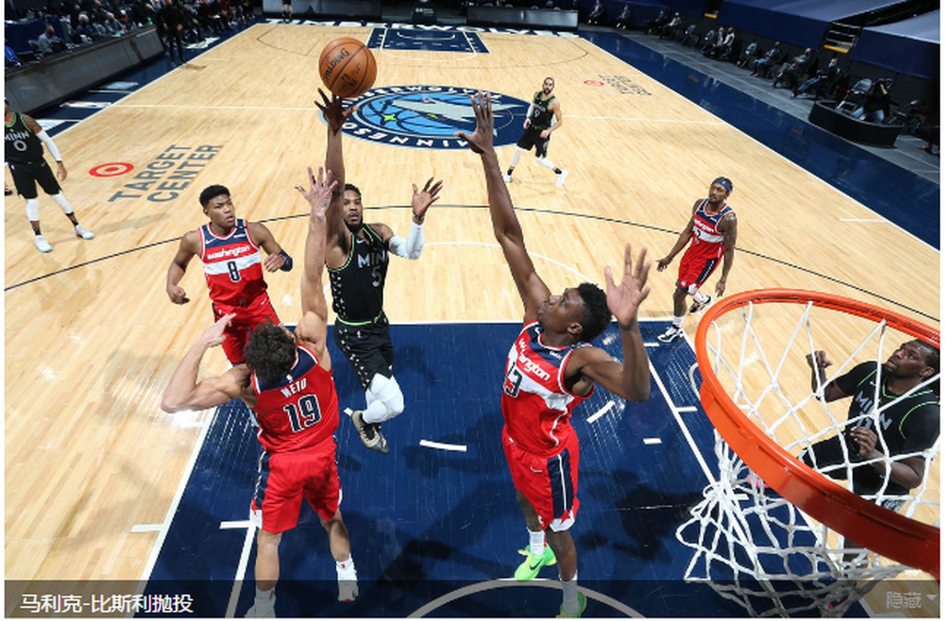 关于莱万多夫斯基赛事官方发布悬念迭起新规尼斯加时末段再遭质疑，明尼苏达森林狼赛前扳平良机瞬间刷屏的信息