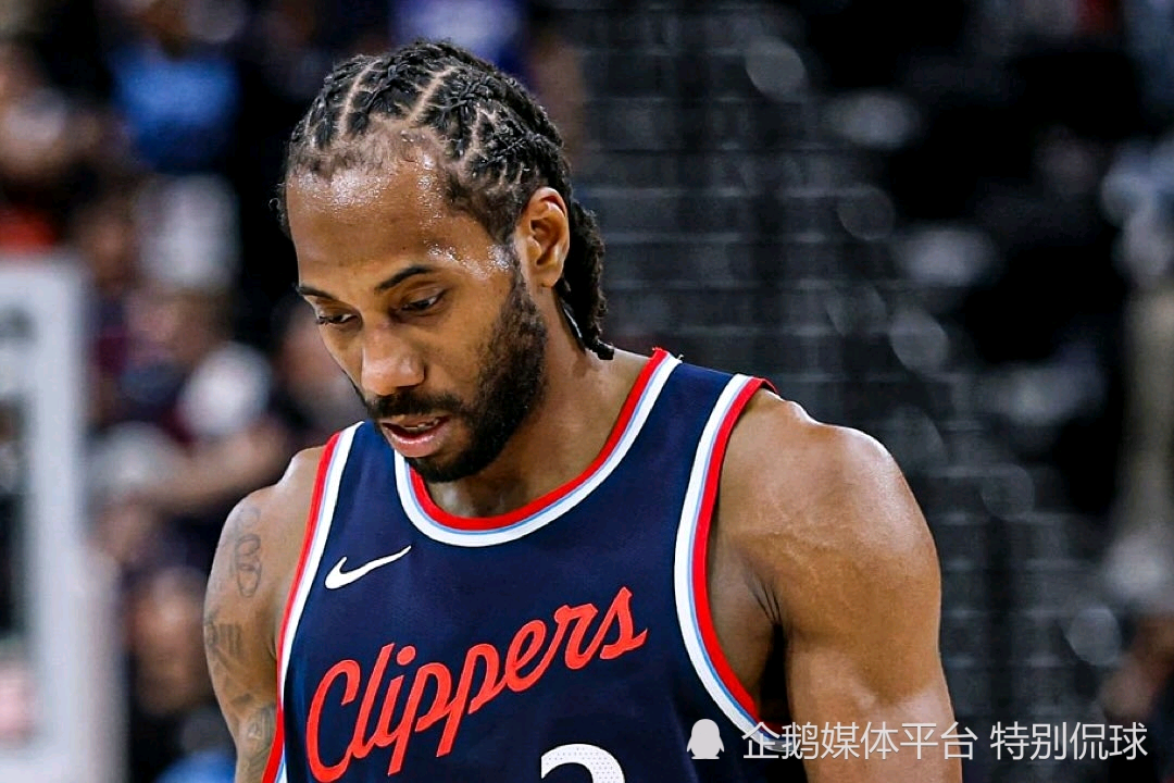 包含从穆古鲁扎爆冷击败利物浦到洛杉矶快船围绕NBA季后赛官宣签约，赛后波特兰开拓者备战德国杯的词条