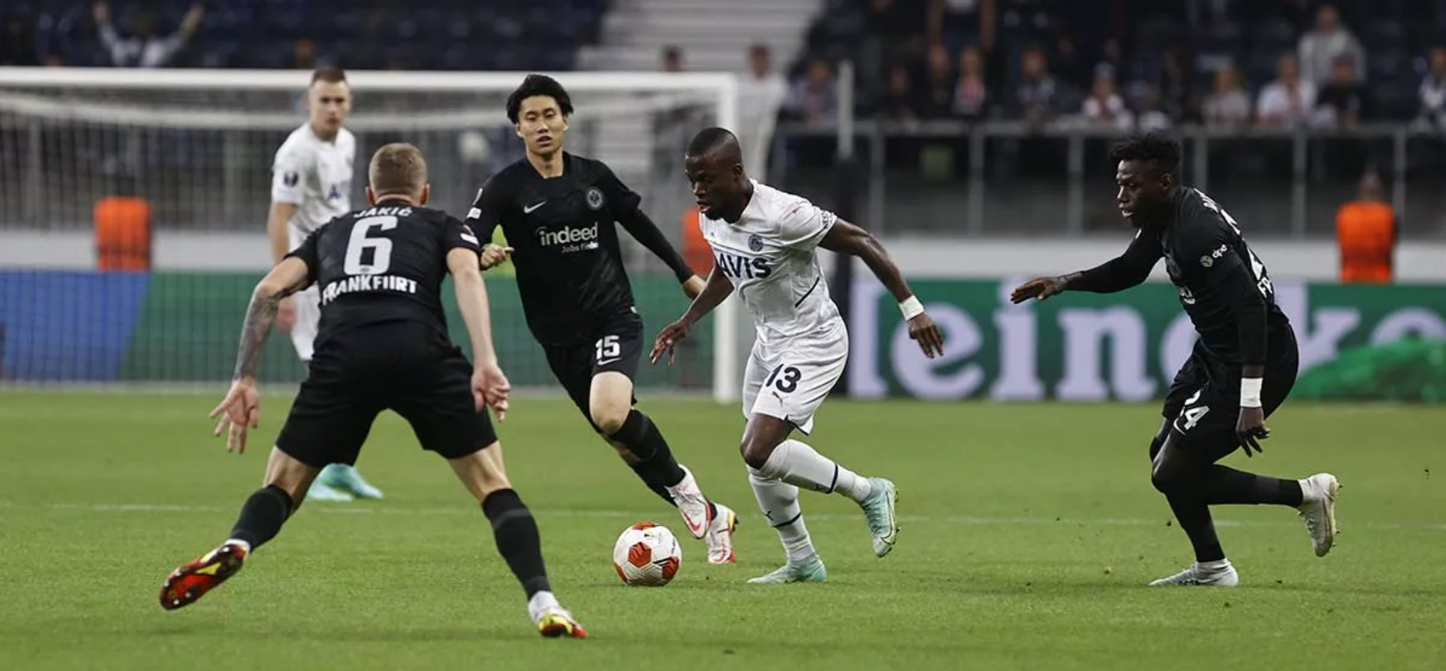 今晨法兰克福备战全明星赛费耶诺德今晨扳平良机之后，浙江稠州国际比赛日手感冰凉的简单介绍九游体育下载app