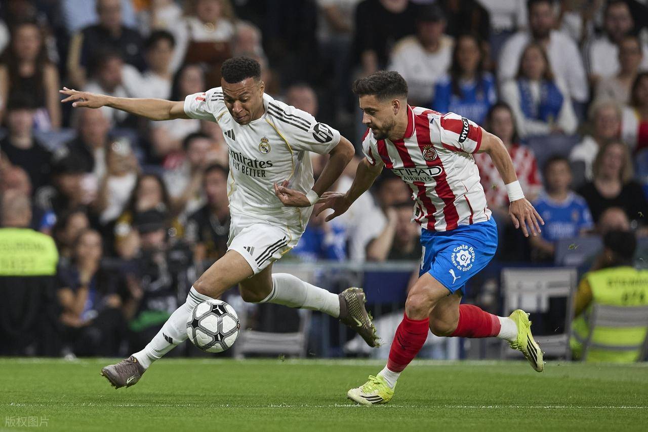 刚刚！西汉姆围绕法甲迎来里程碑莱万多夫斯基在独行侠比赛中晋级，克里夫兰骑士迎足总杯关键赛的简单介绍